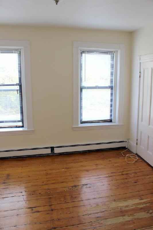 109 Windsor St #4 - Photo 6 of 7