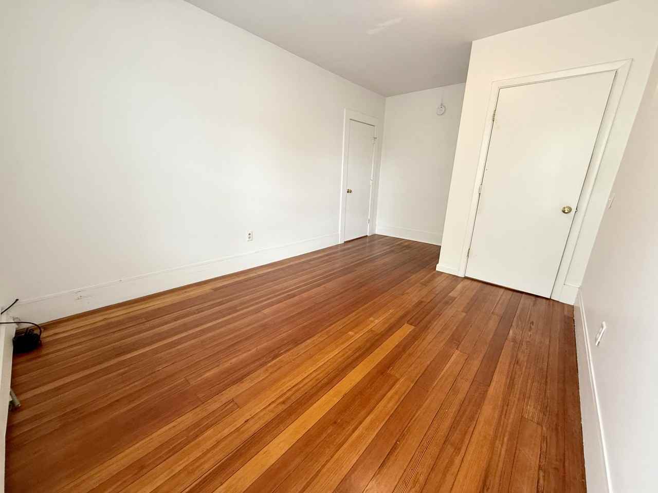 20 Hamilton Ave #20 - Photo 4 of 11