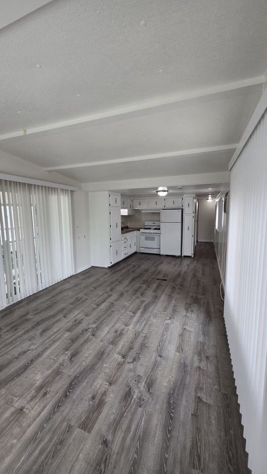 1113 Dale Ct #NA - Photo 3 of 16