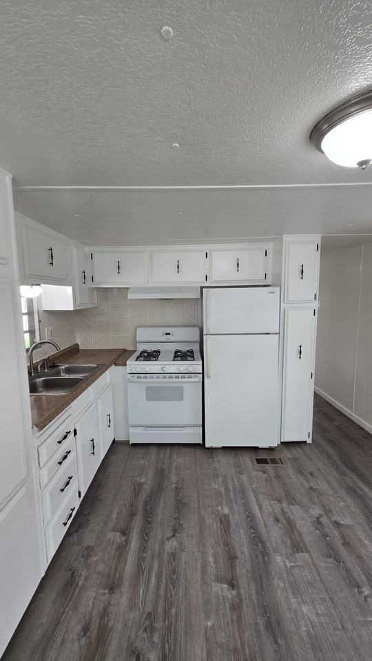 1113 Dale Ct #NA - Photo 5 of 16