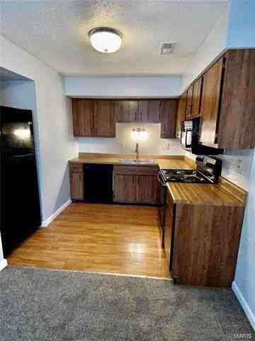 3900 Cherry Brook Dr #NA - Photo 2 of 5