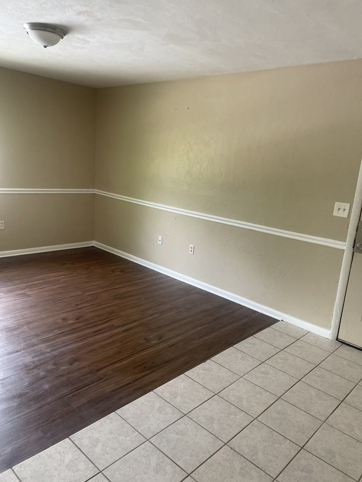 6327 Sw 9th Ave #B - Photo 2 of 8