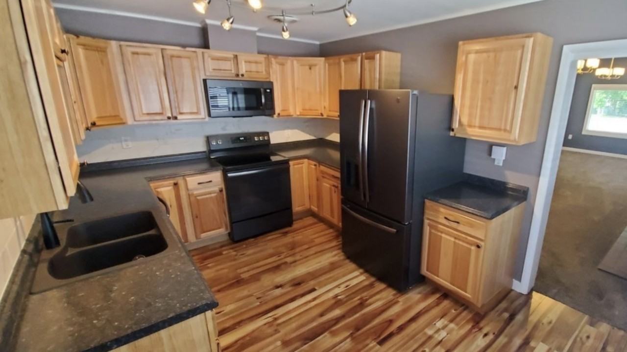 525 Chestnut St #NA - Photo 2 of 19