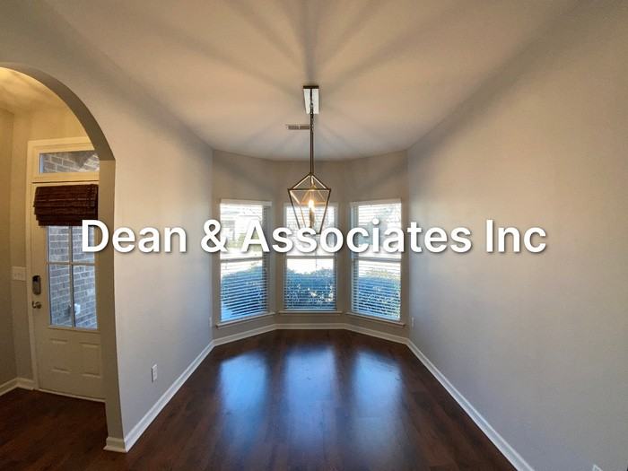 305 Chesser Loop Cir - Photo 3 of 21