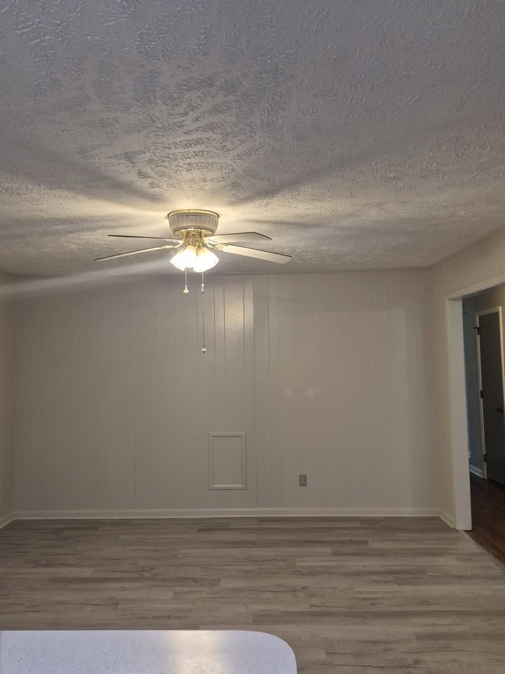 809 W Allen Ln #NA - Photo 3 of 8