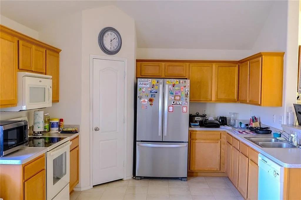 316 Sardius Blvd #NA - Photo 7 of 7