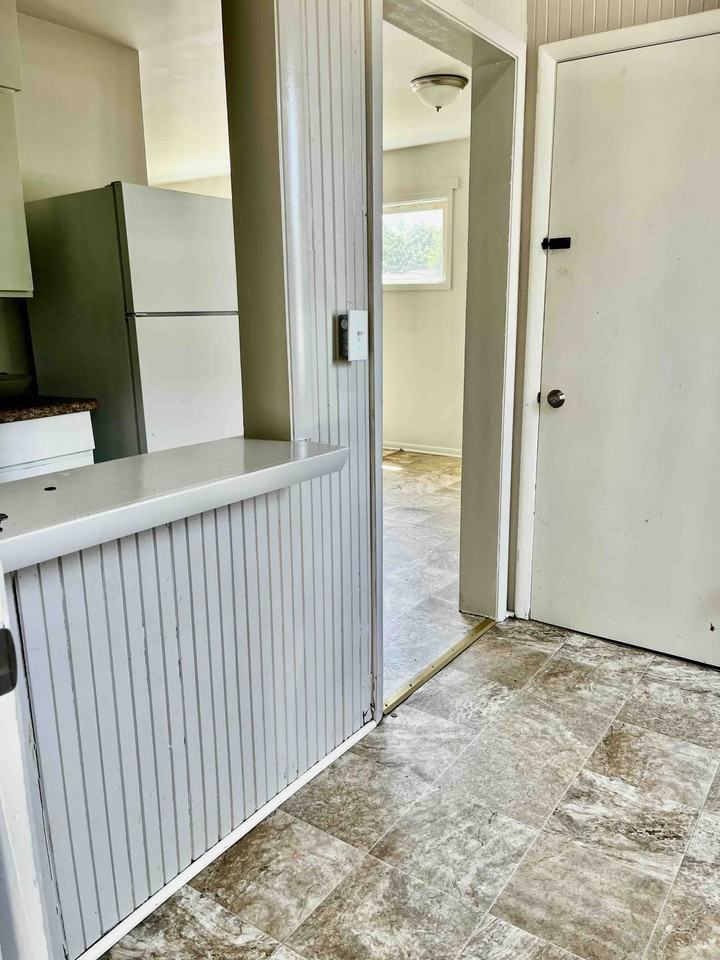 400 N Union St #400 - Photo 4 of 10