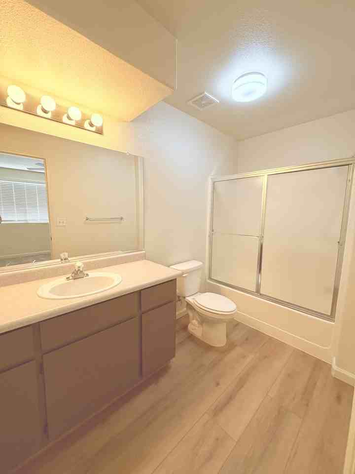 1271 W Spruce Ave #1271 - Photo 5 of 15