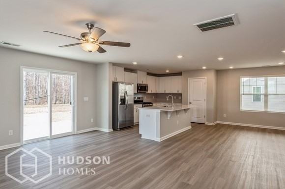 1548 Forkhorn Dr #59 - Photo 4 of 24