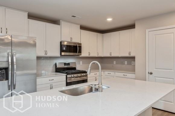 1548 Forkhorn Dr #59 - Photo 7 of 24