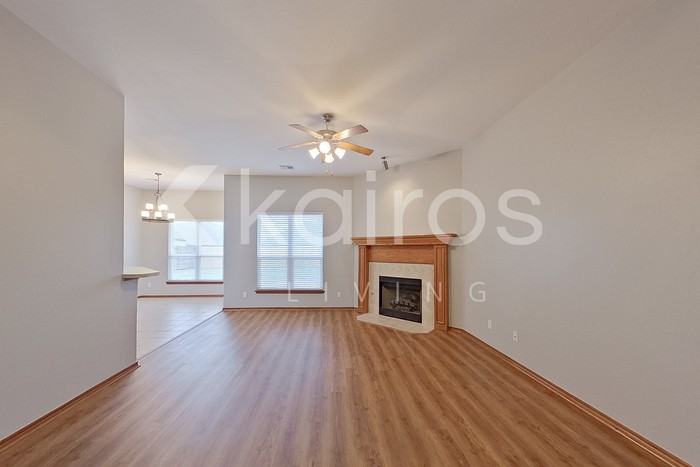 529 Loyd Ln - Photo 6 of 31