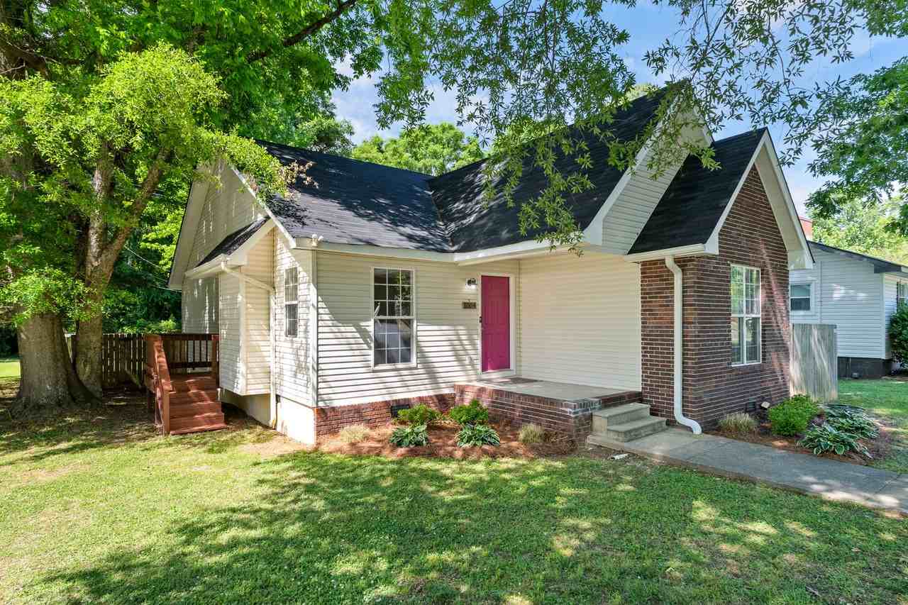 1004 W Walnut St #NA - Photo 3 of 27