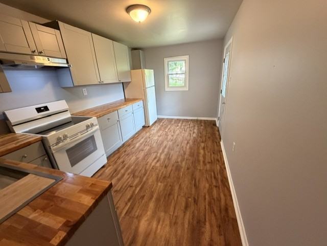 243 Pennsylvania Ave #1 - Photo 7 of 9