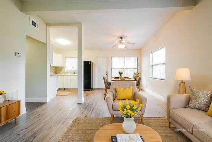 123 Laurel Dr - Photo 5 of 15