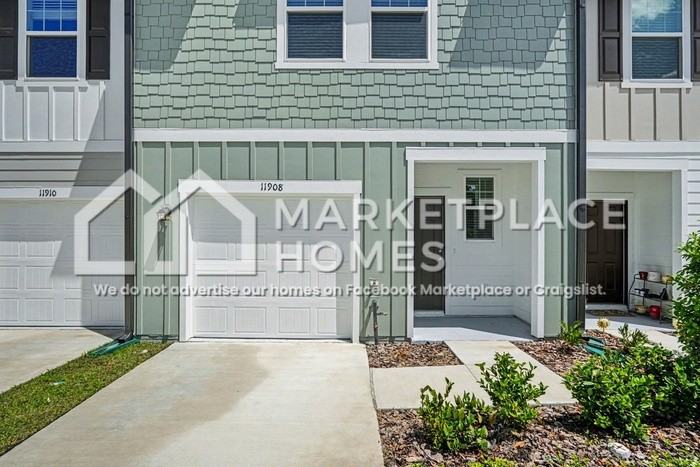 11908 Sylvia St - Photo 4 of 32
