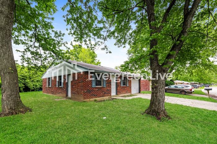 8225 Mount Mckinley Dr - Photo 2 of 15