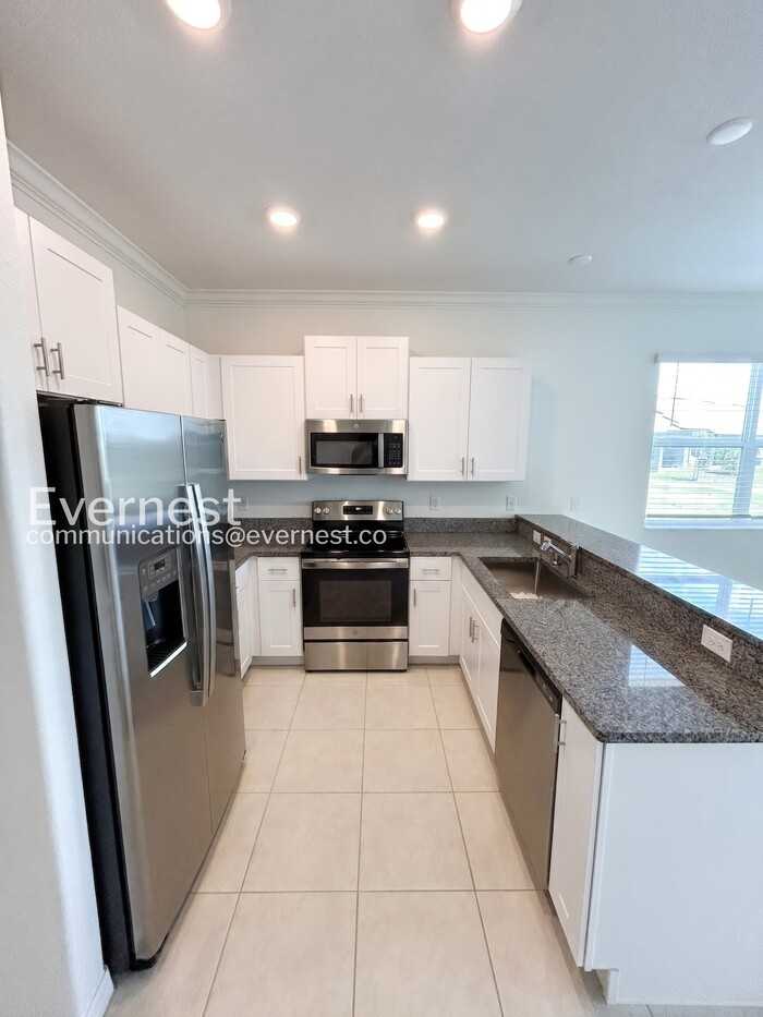 7064 Ripple Pond Loop - Photo 4 of 29