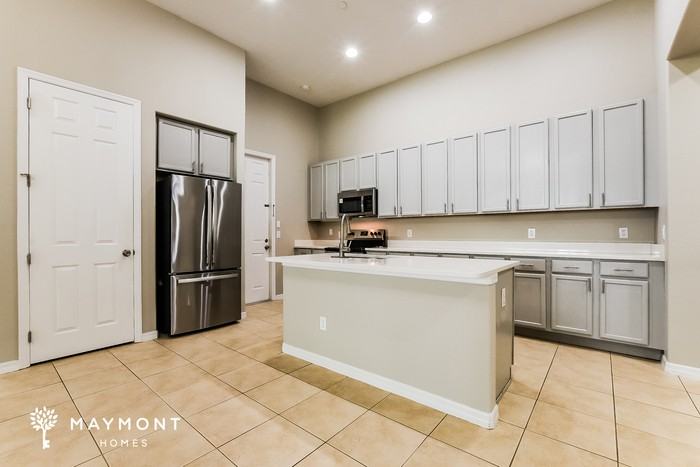 10324 Kristen Park Dr - Photo 6 of 15