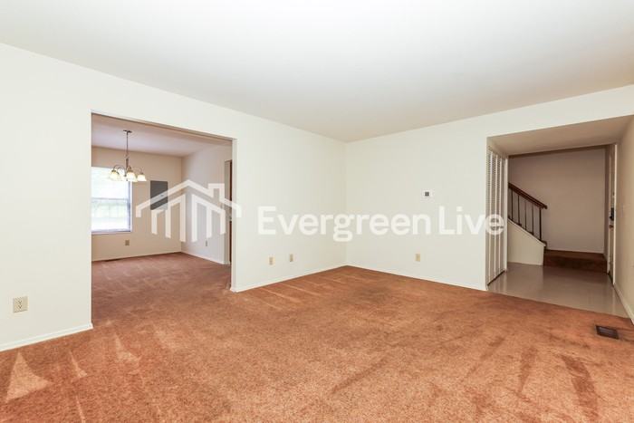 6858 Charlesgate Rd - Photo 3 of 15