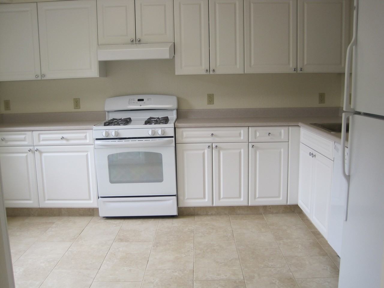 1421 Compton Road #D - Photo 2 of 14
