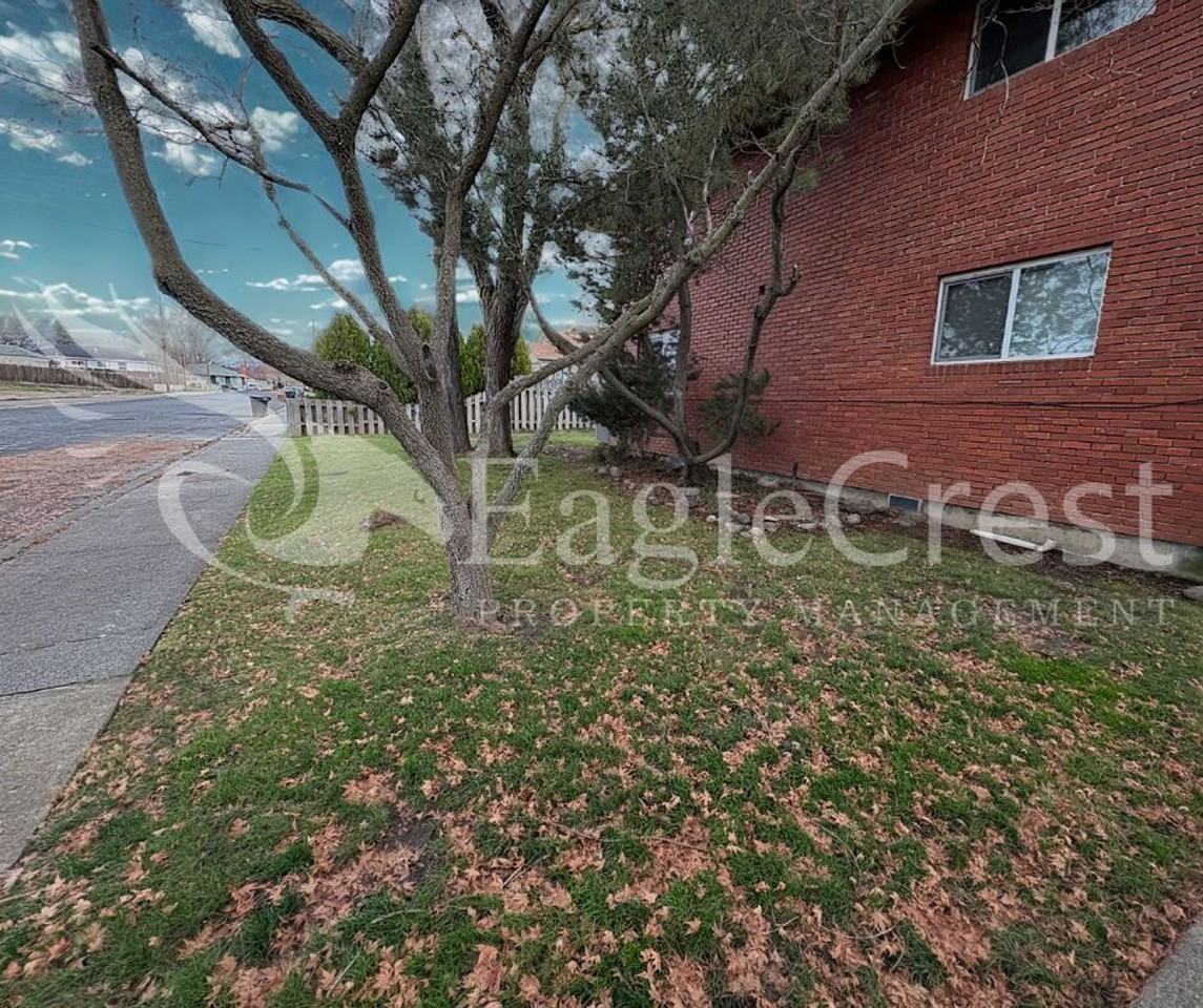 1816 Evergreen St. - Photo 5 of 12