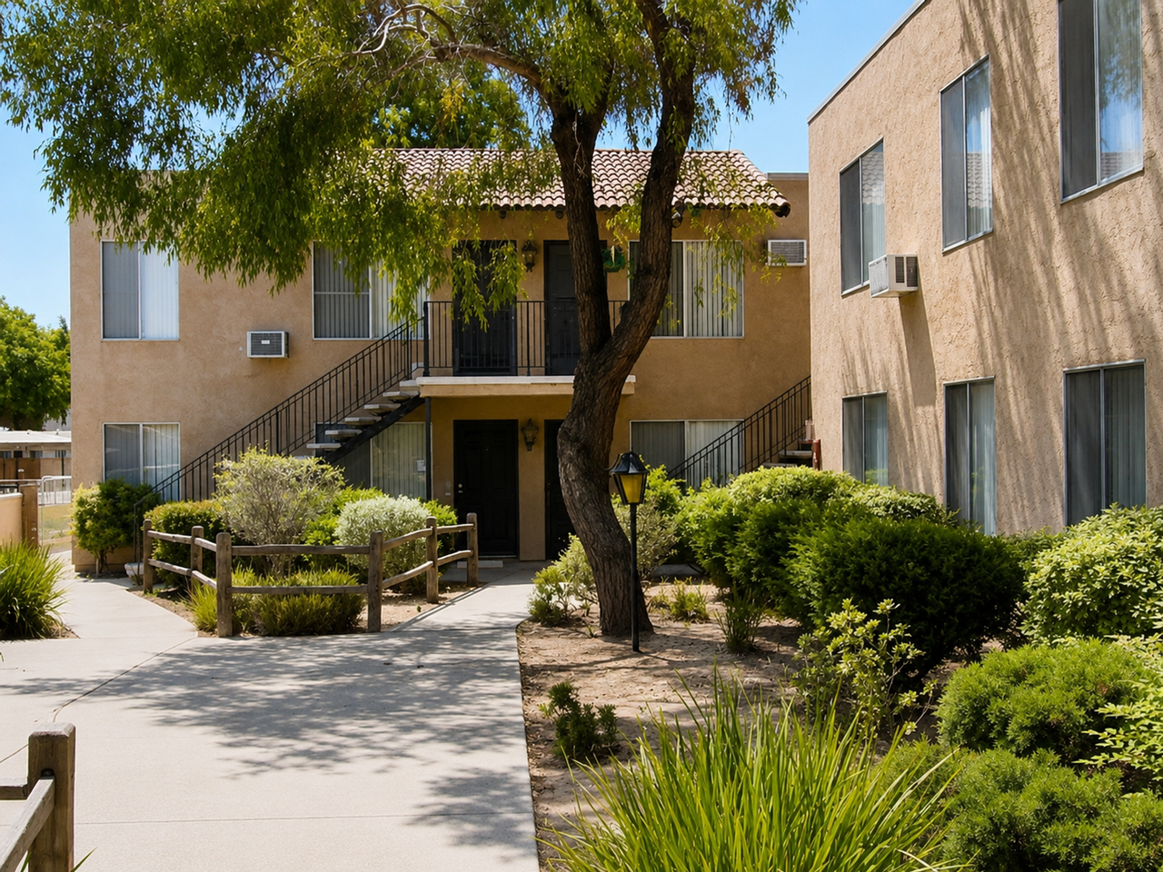 Roanoke Apartments - Photo 2 of 5