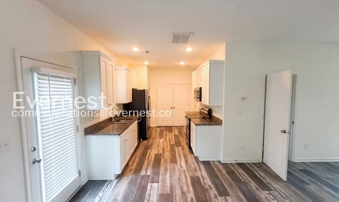 804 Jost St #70-71 - Photo 4 of 25