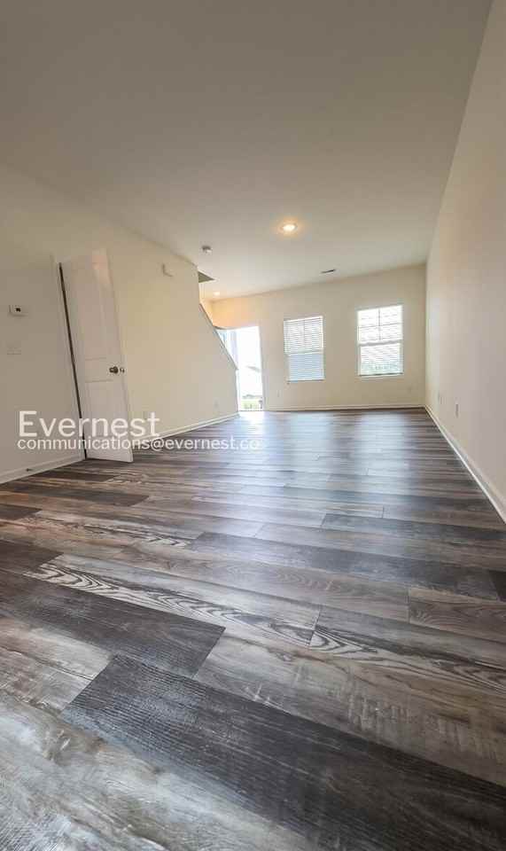 804 Jost St #70-71 - Photo 7 of 25