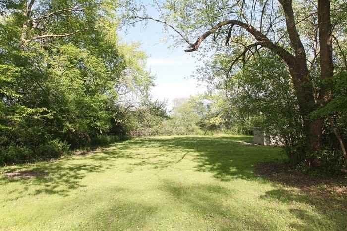 5900 Wright Dr - Photo 5 of 31