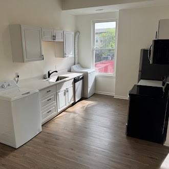 126 E 11th St #2 - Photo 5 of 16