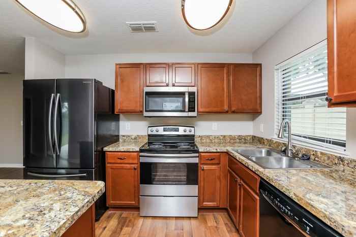 2551 Bracknell Forest Trl - Photo 7 of 15