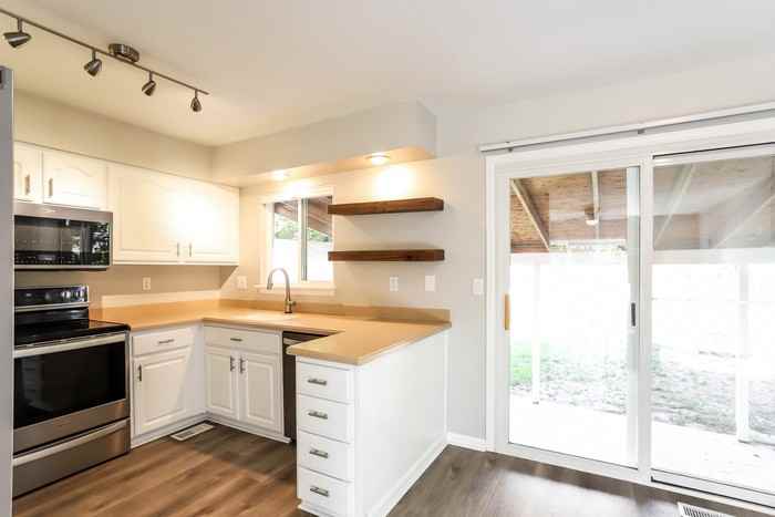 4177 S Olathe Way - Photo 6 of 15