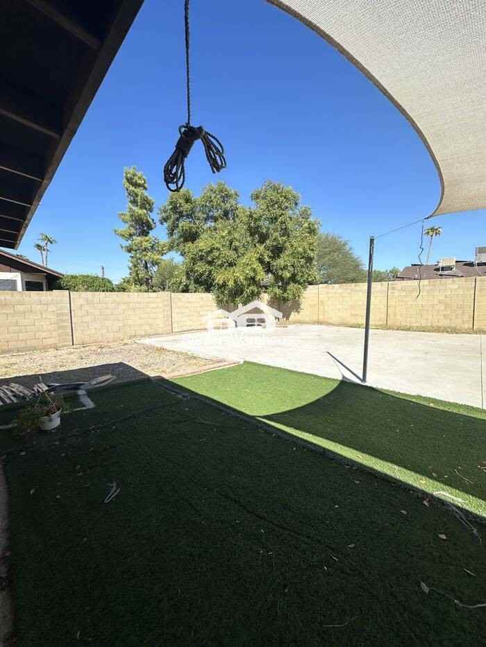 16841 N 40th Ave - Photo 7 of 27