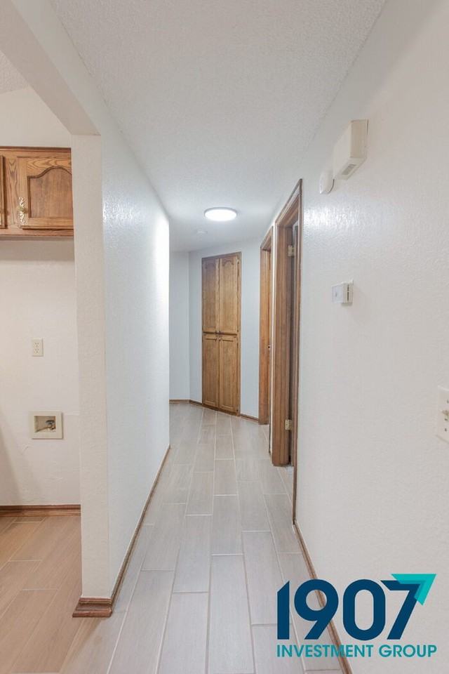 2102 Briarcliff Dr - Photo 5 of 30
