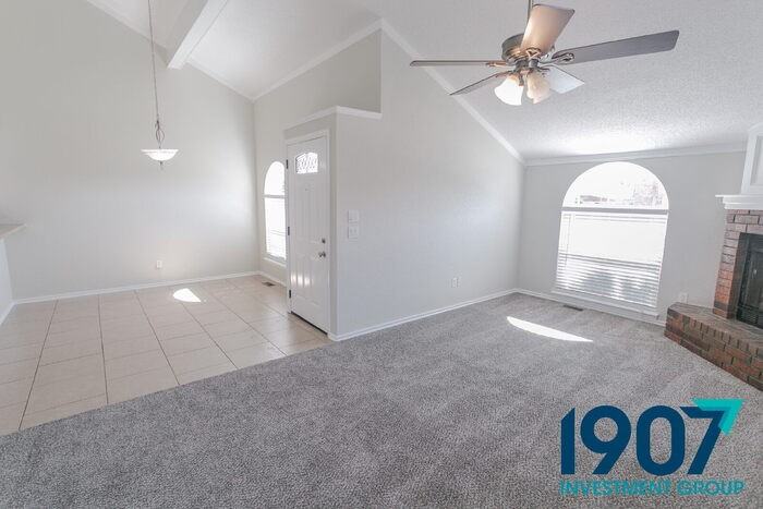 2109 Briarcliff Dr - Photo 6 of 33