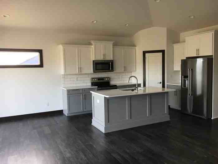 1901 Ne Little Beaver Dr - Photo 4 of 38