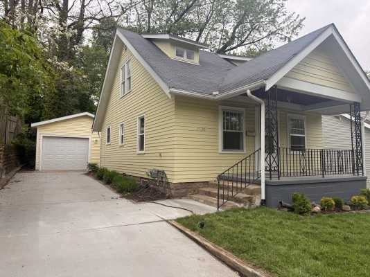 1120 W Maple St - Photo 5 of 5