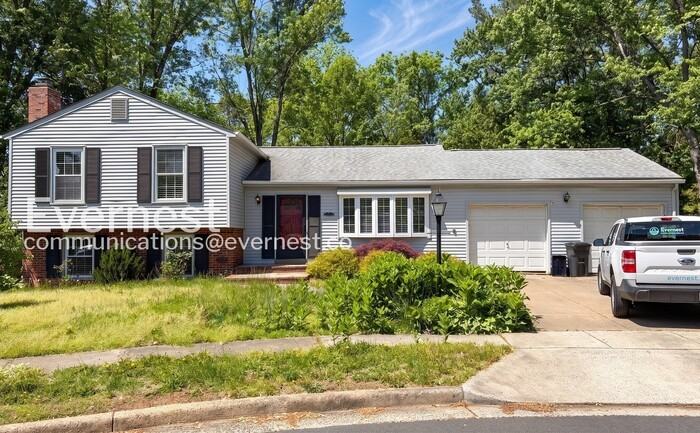 5302 Greenough Pl - Photo 2 of 36