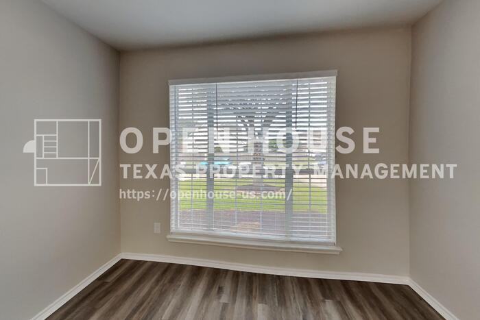 1806 Usher Ct - Photo 5 of 23