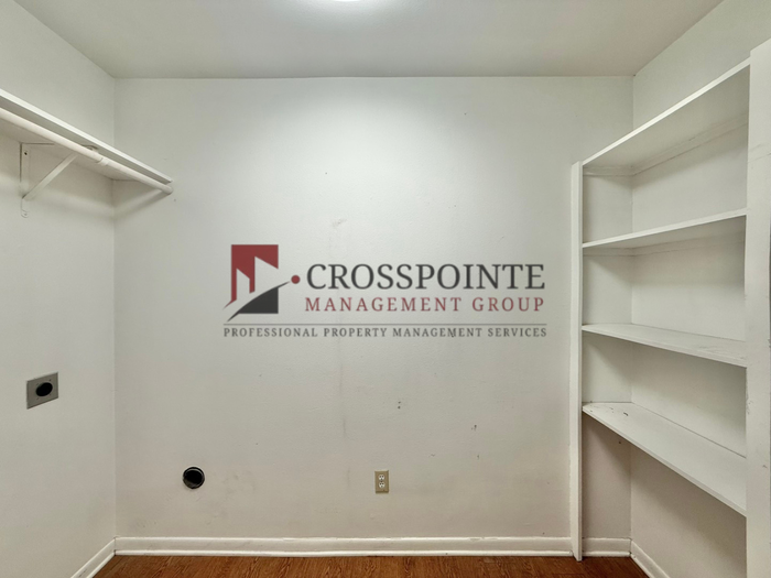 2531 Westminster Dr - Photo 5 of 21