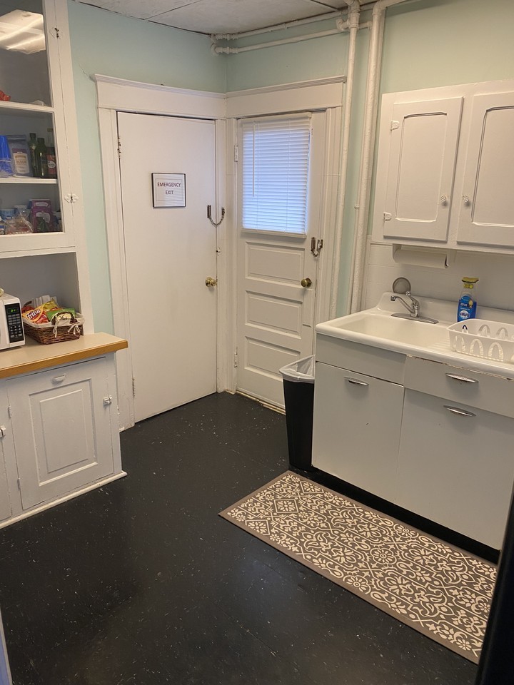 424 Cedar St #2 - Photo 7 of 16