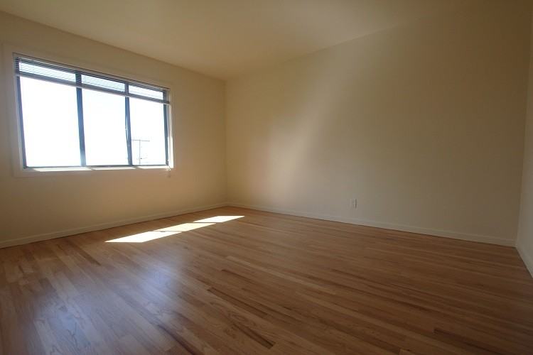 1527 Pershing Drive #A - Photo 5 of 9