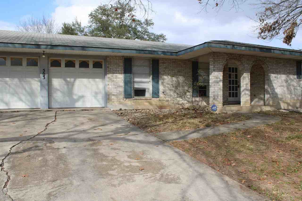 503 Downshire Dr - Photo 4 of 27