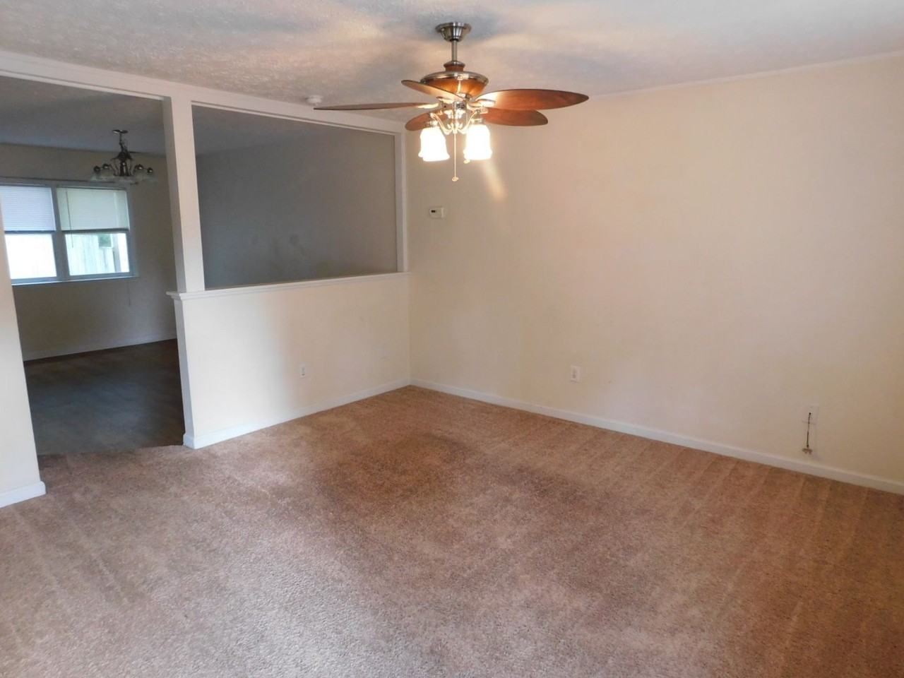 7 Donnell Ave - Photo 3 of 19