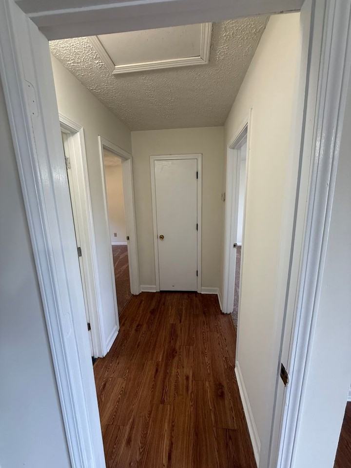 1272 Aiken Rd - Photo 6 of 13