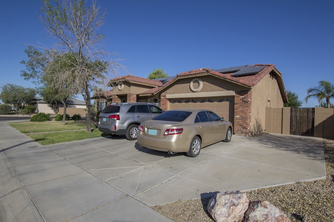 3560 E Thornton Ave - Photo 3 of 24