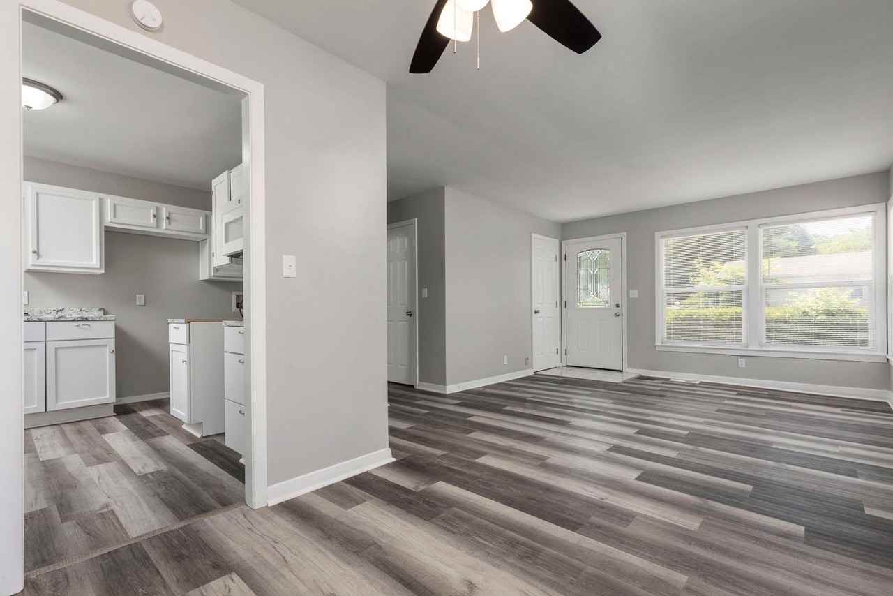 1209 S 45th St - Photo 7 of 27