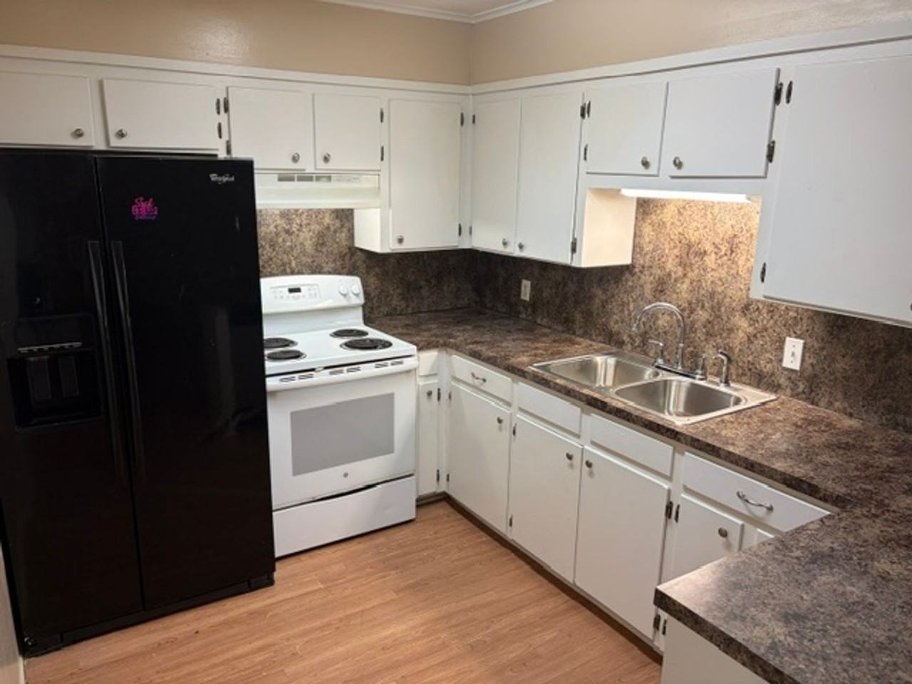 117 Miriam Ln - Photo 4 of 19