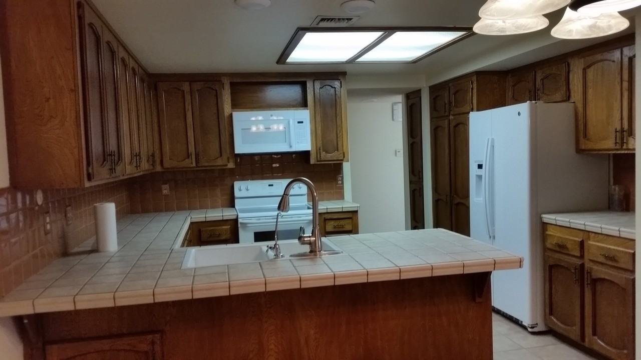 12521 E Del Rey Dr - Photo 4 of 13