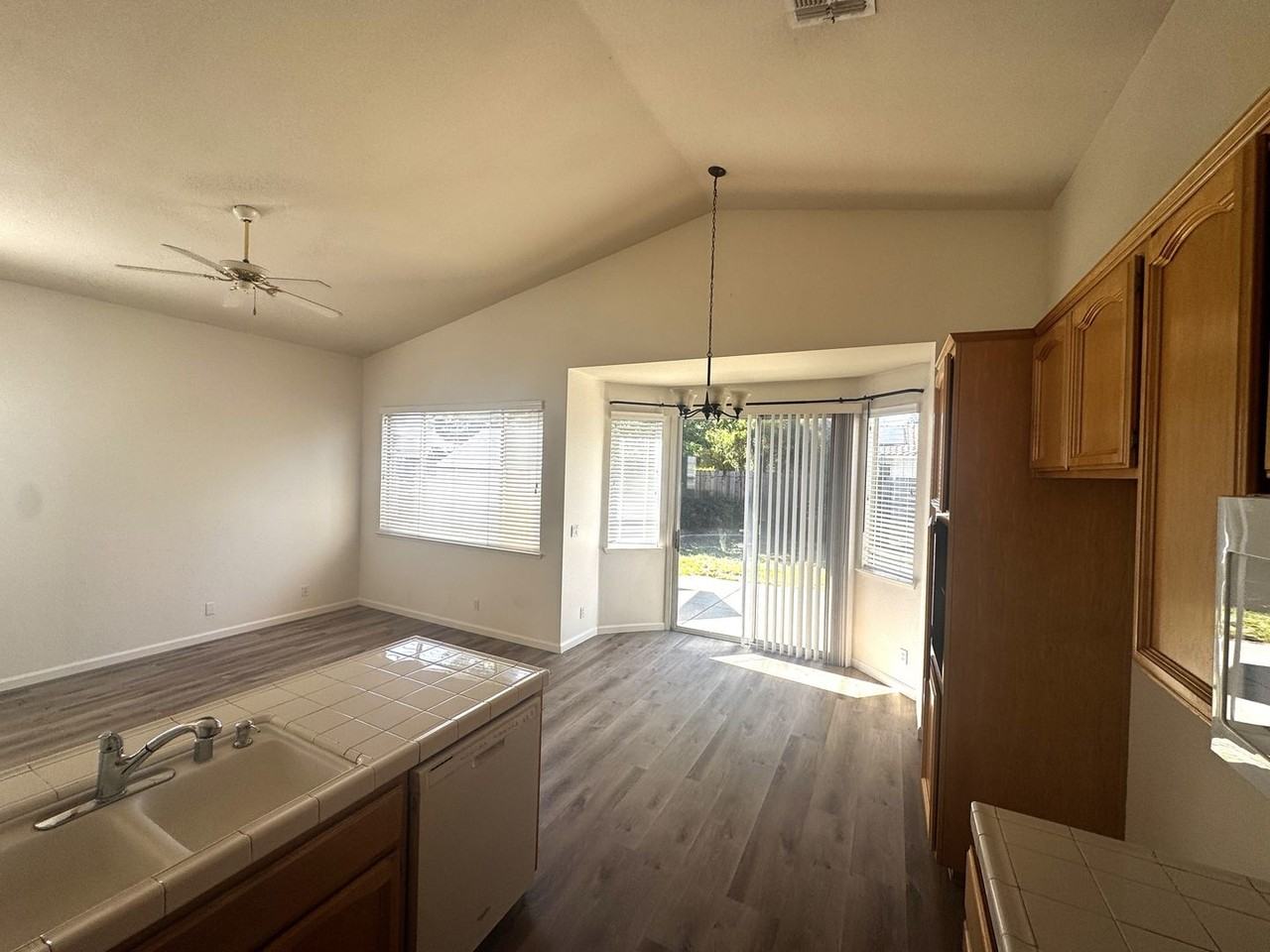 1773 Atwell St - Photo 6 of 21